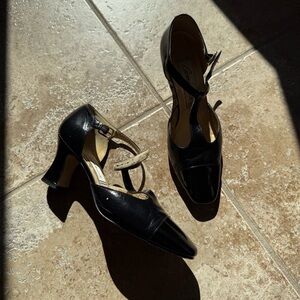 Black leather Caressa heels